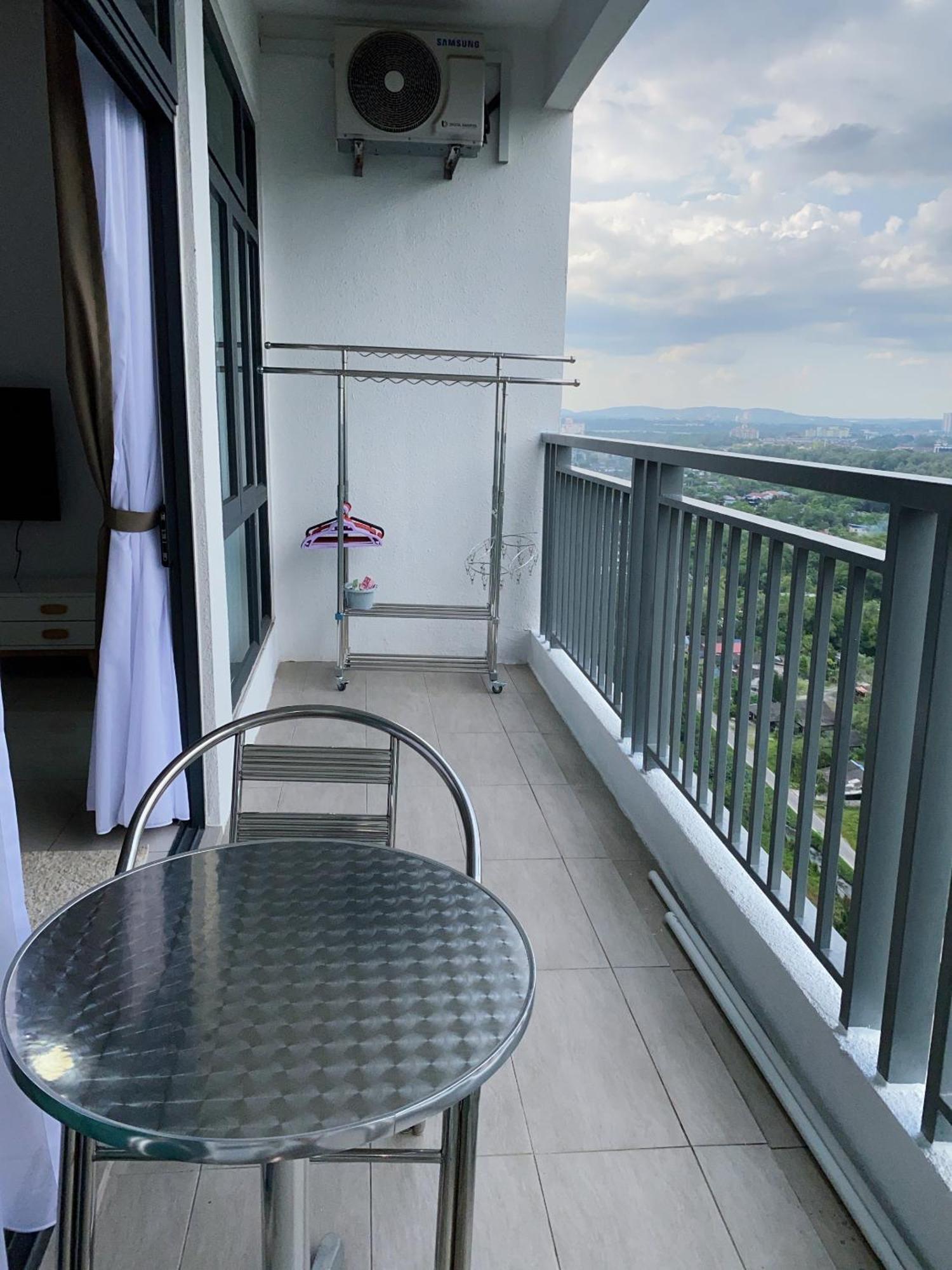 Pangsapuri 8scape Residensi *